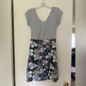 Pact stretchy dress with stripes and floral pattern large